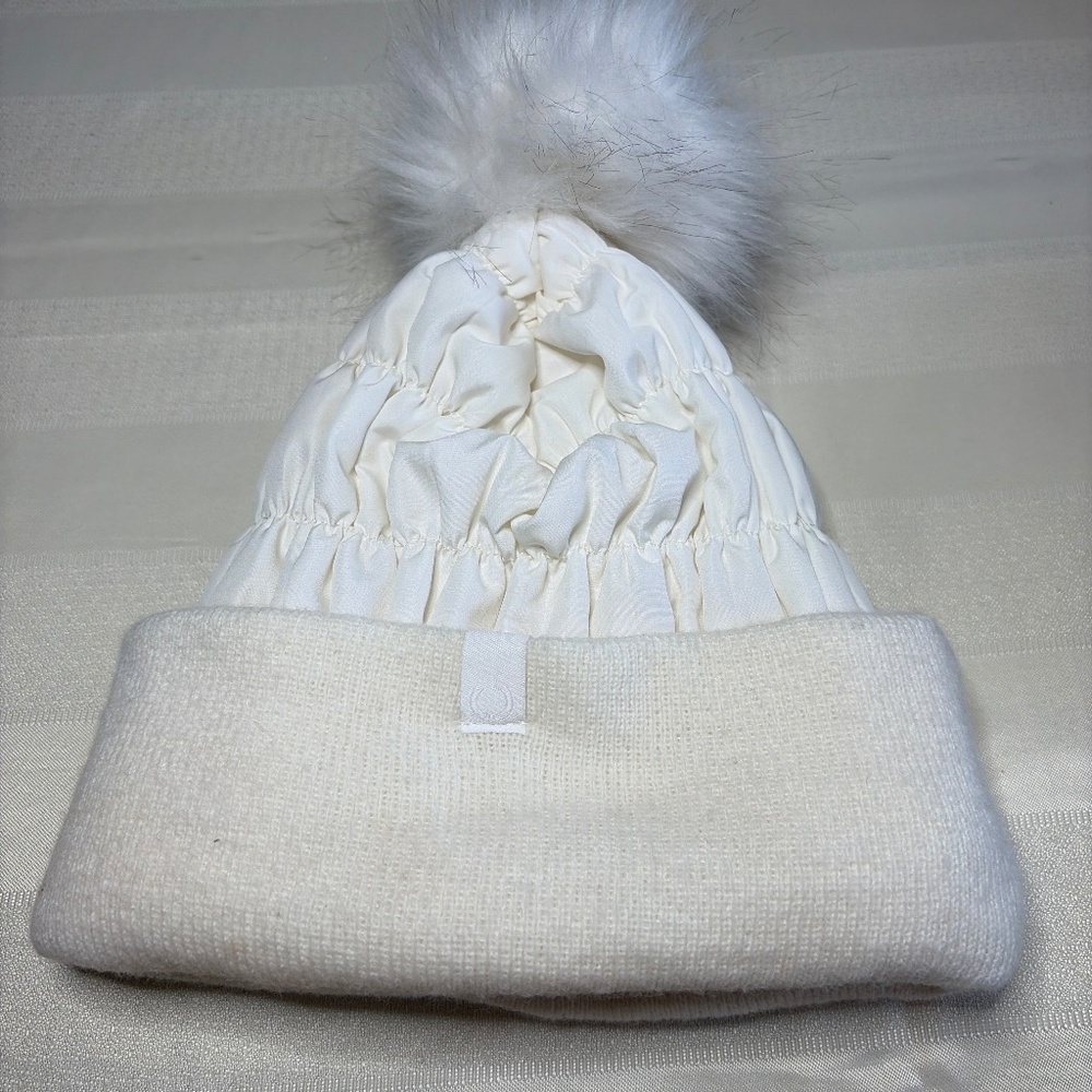 Skora, Pomp Pomp Faux Fur Hat with Puffer Style